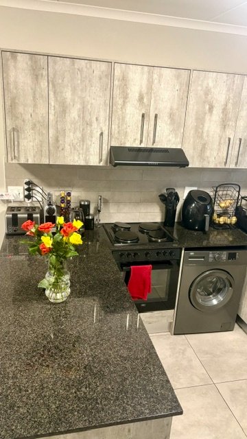 2 Bedroom Property for Sale in Zonnendal Western Cape